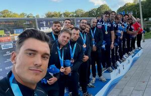🥉 Mondiaux de Kayak-Polo à Duisbourg : Mathis Odot décroche le bronze avec l’équipe de France !